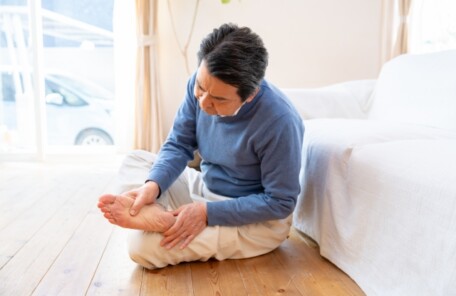 秦野市　巻き爪　男性