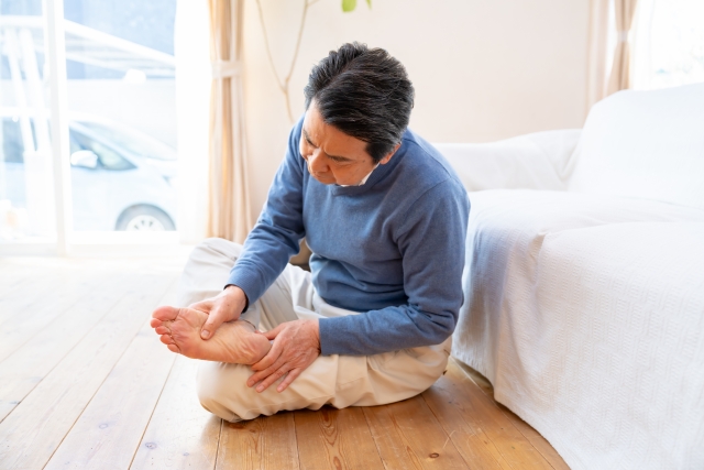 秦野市　巻き爪　男性