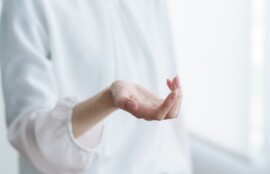 秦野市　巻き爪　手