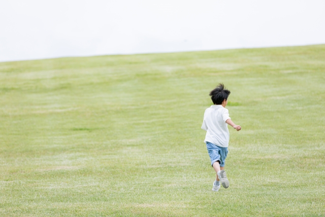 鎌倉市　巻き爪　子供