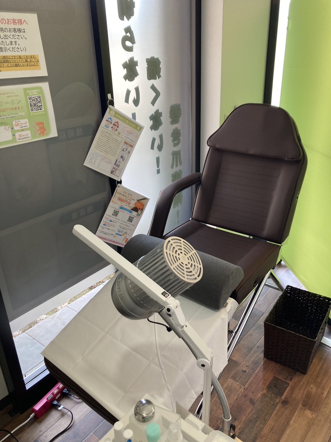 金沢市　巻き爪　店舗内観