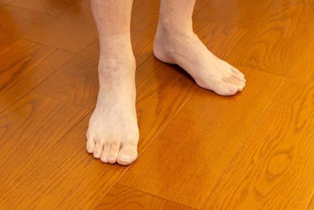 久里浜　巻き爪　足