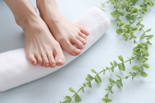 久里浜　巻き爪　足