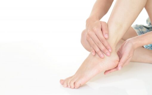 湘南台　巻き爪　足