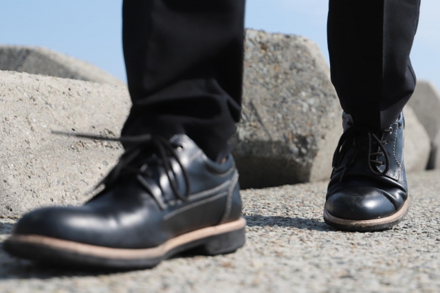 逗子市　巻き爪　靴